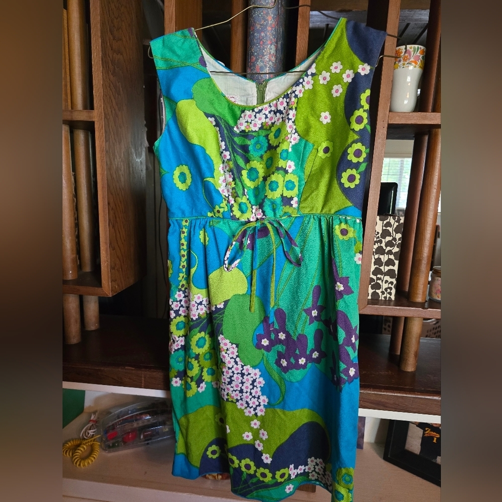 Hawaiian Fashion Made In Hawaii Vintage  Floral Sleeveless Mini Dress Tie Waist